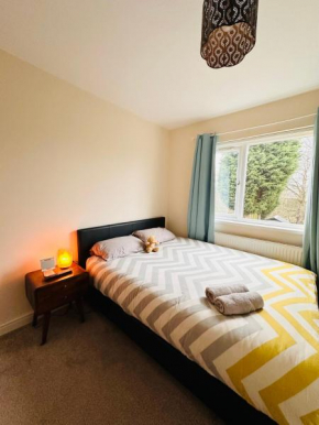 Entire 2 beds terrace house near Ricoh Arena.